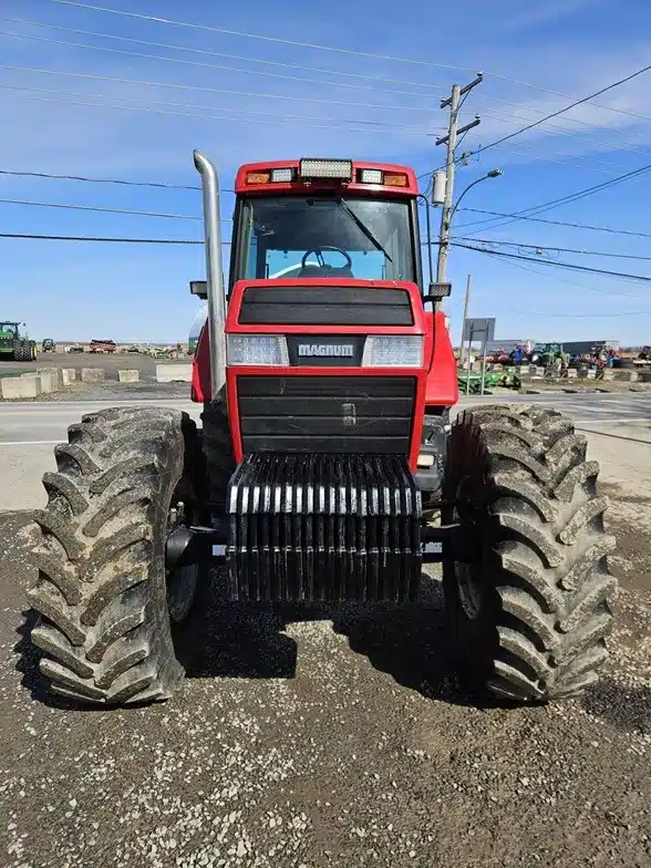 Gallery image 2 for Used 1992 Case IH 7140 Tractor
