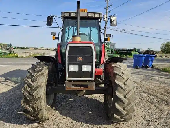 Gallery image 2 for Used 1995 Massey Ferguson 6170 Tractor