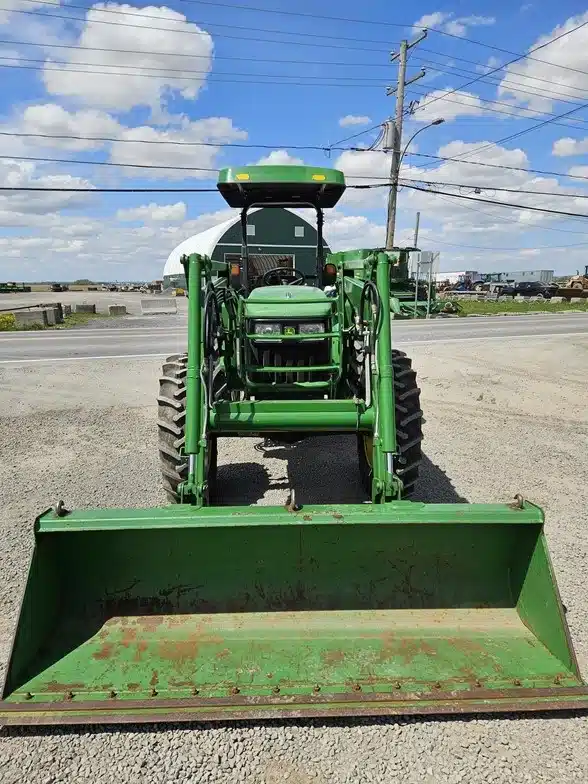 Gallery image 2 for Used 2008 John Deere 5425 Tractor