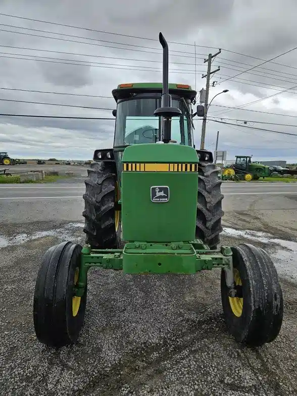 Gallery image 2 for Used 1979 John Deere 4240 Tractor