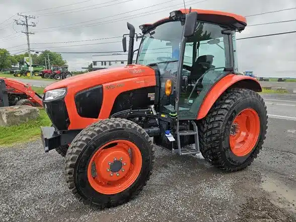 Gallery image 2 for Used 2022 Kubota M5-091 Tractor