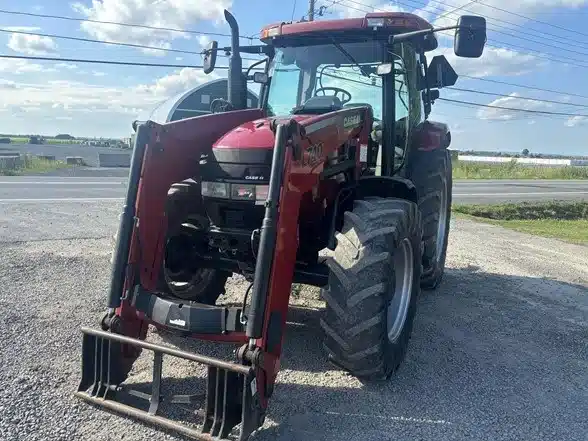 Gallery image 2 for Used 2007 Case IH MAXXUM 110 Tractor