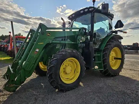 Gallery image 1 for Used 2015 John Deere 6130R Tractor