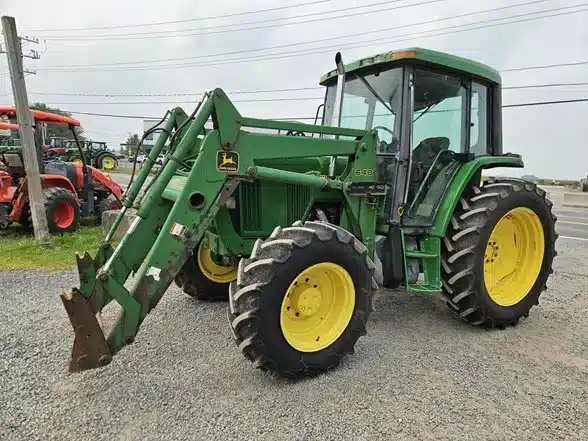 Gallery image 1 for Used 1998 John Deere 6310 Tractor