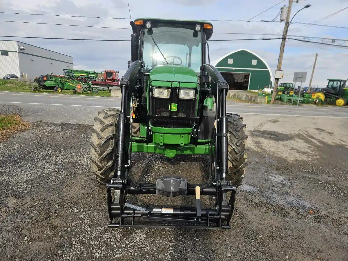 Gallery image 2 for Used 2017 John Deere B5100E Tractor