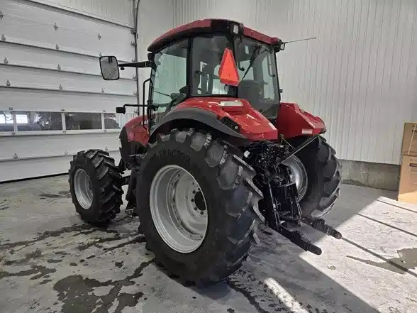 Gallery image 2 for 2019 Case IH FARMALL 115U Tractor