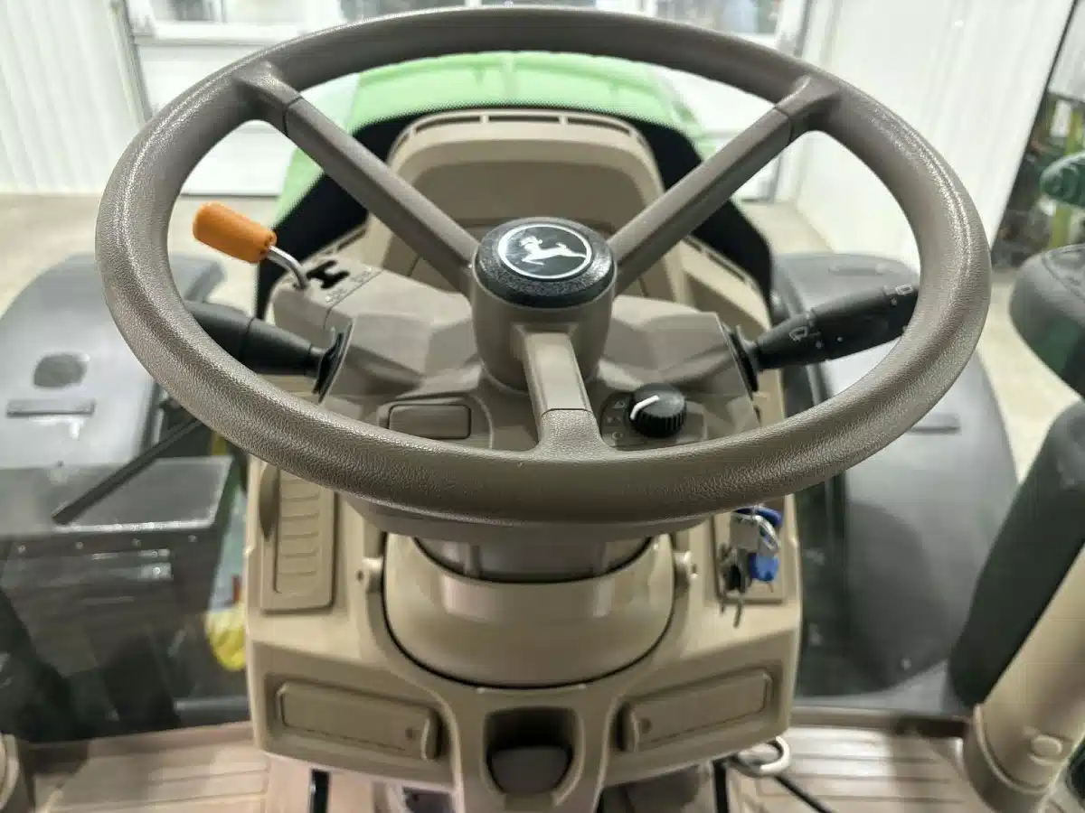 Gallery image 2 for 2023 John Deere 6R 175 Tractor