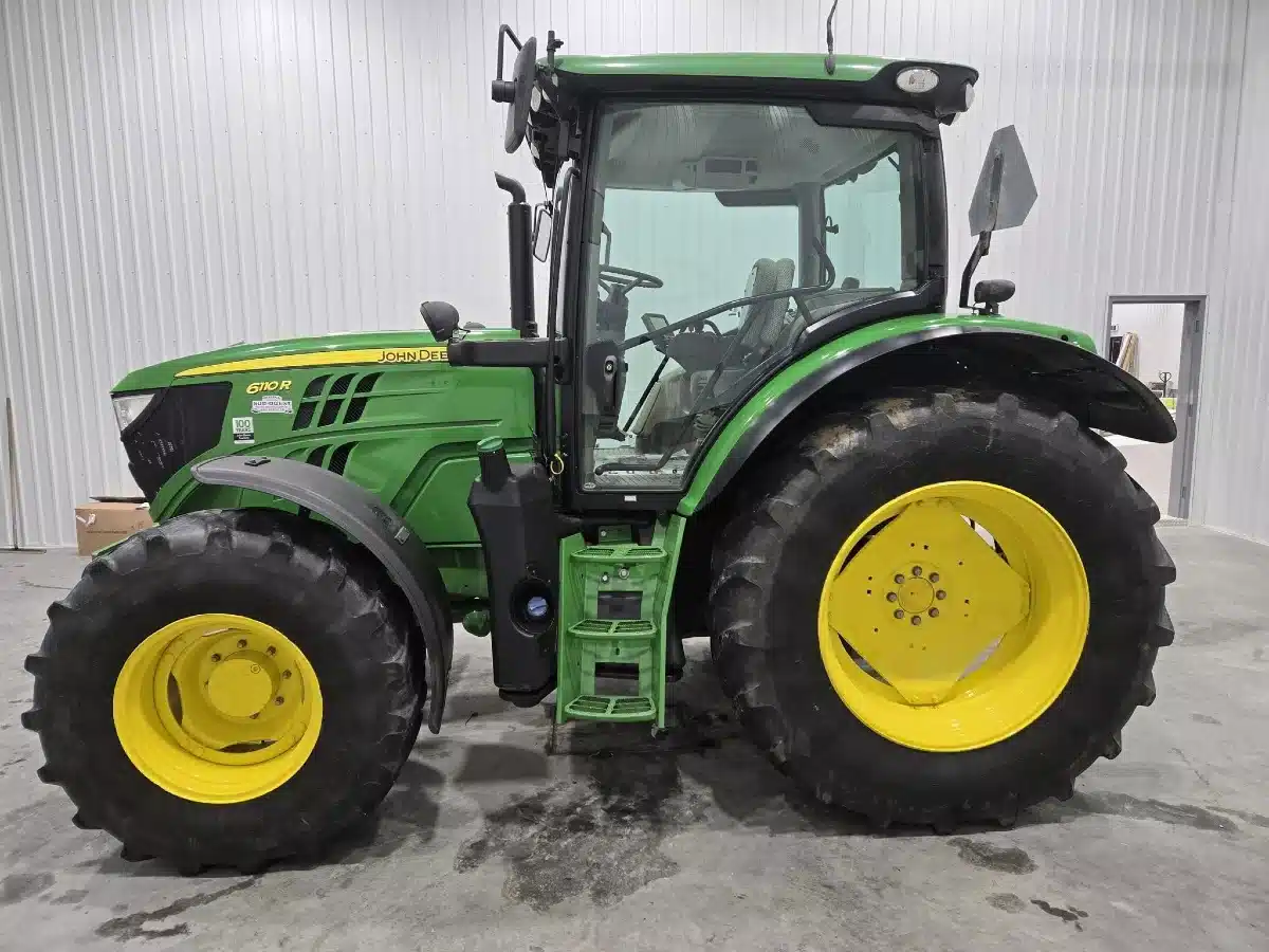 Gallery image 2 for 2018 John Deere 6110R Tractor