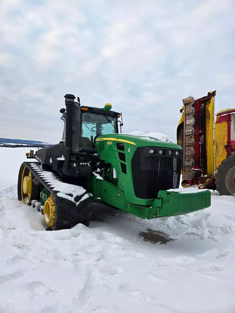 Gallery image 2 for 2010 John Deere 9530T Tractor