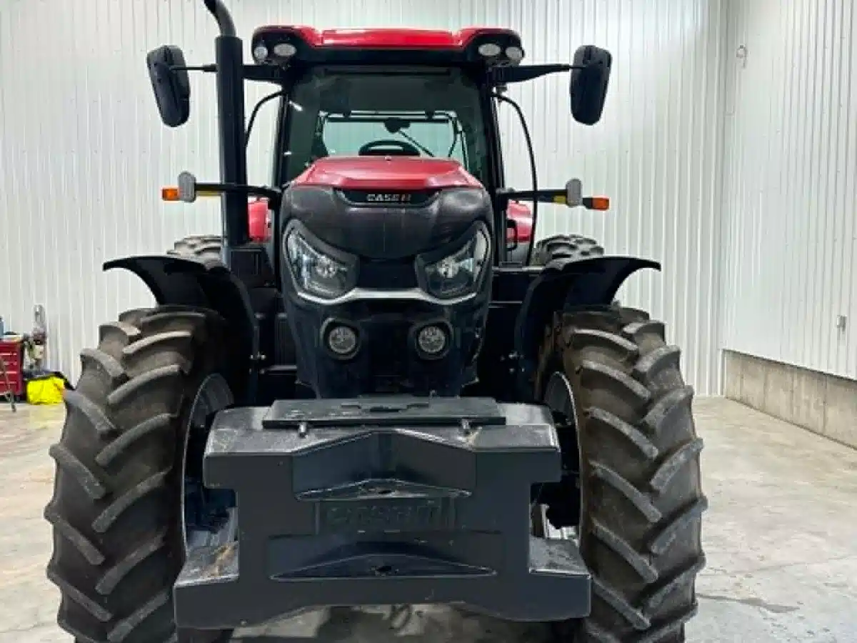 Gallery image 2 for 2021 Case IH PUMA 220 Tractor