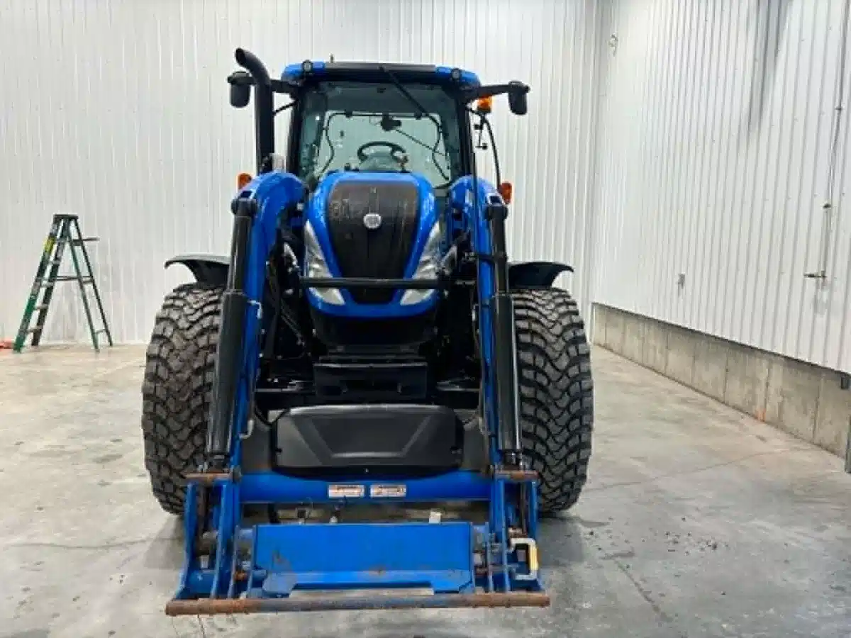 Gallery image 2 for 2021 New Holland T6.145 Tractor