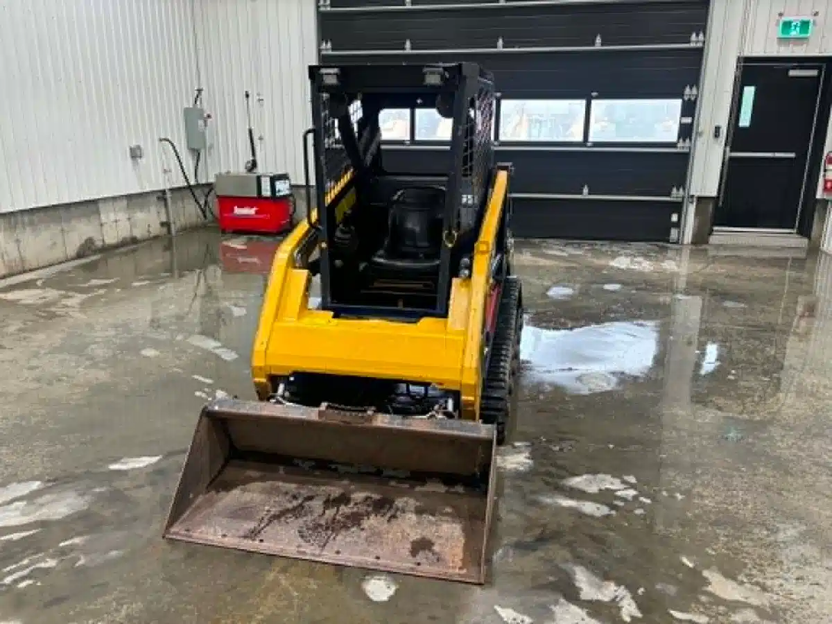 Gallery image 2 for 2022 ASV RT25 POSI-TRACK Skid Steer