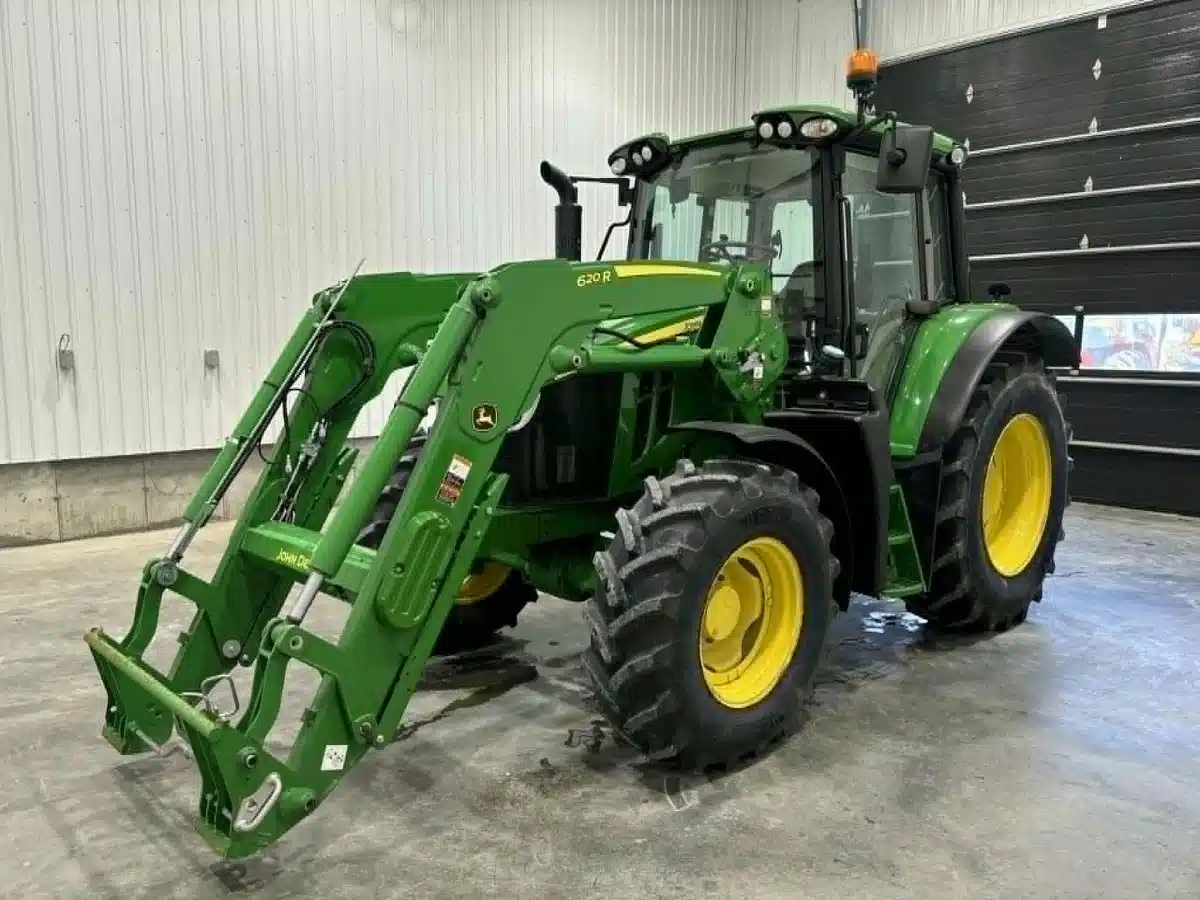 Gallery image 1 for 2020 John Deere 6110M Tractor