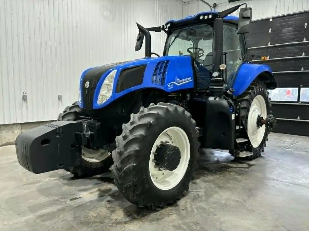 Gallery image 1 for 2020 New Holland T8.320 Tractor