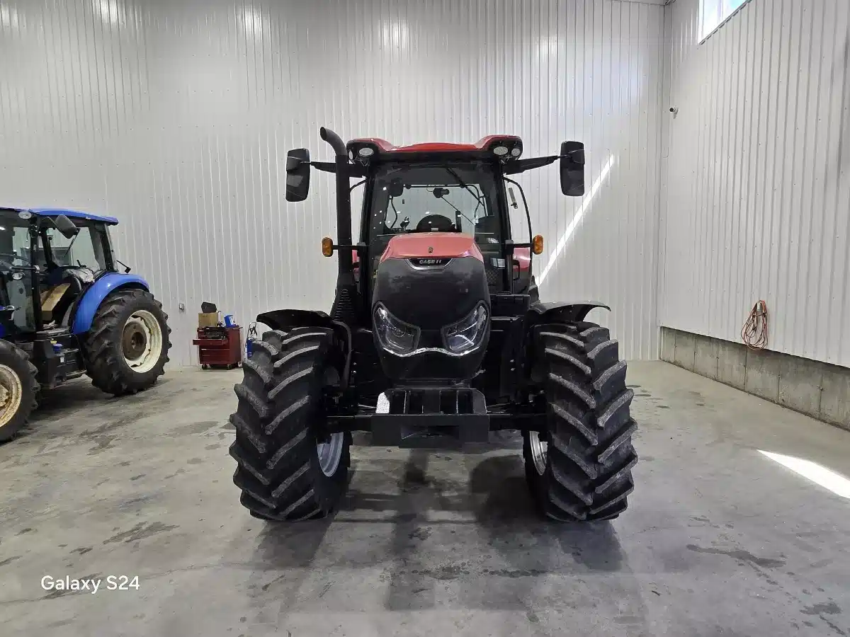 Photo de la Galerie 2 pour 2022 Case IH MAXXUM 150 Tracteur