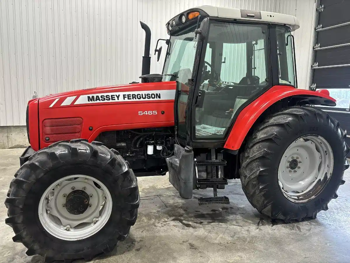 Gallery image 2 for 2007 Massey Ferguson 5465 Tractor