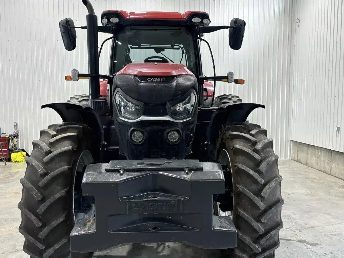 Photo de la Galerie 2 pour 2021 Case IH PUMA 220 Tracteur