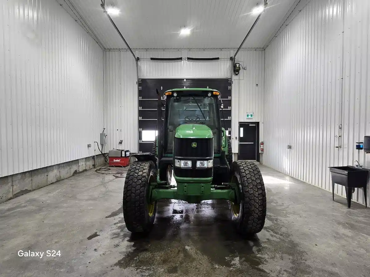Photo de la Galerie 2 pour 2008 John Deere 7230 Tracteur