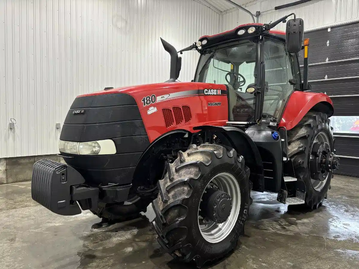 Gallery image 1 for 2018 Case IH MAGNUM 180 Tractor