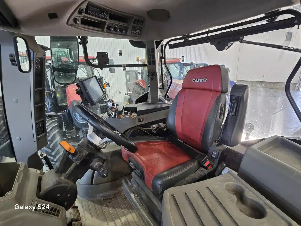 Gallery image 2 for 2023 Case IH PUMA 200 Tractor