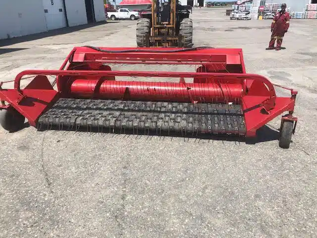 Gallery image 2 for Used 2000 Case IH 810 Header - Draper