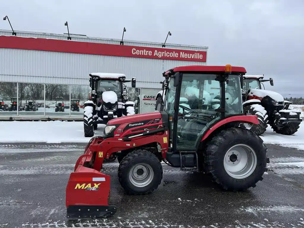 Gallery image 1 for Used 2016 Mahindra 2555 Tractor