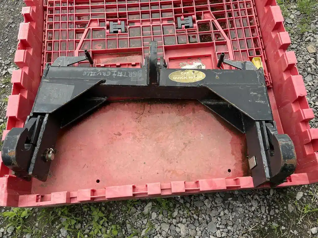 Gallery image 1 for Used 2020 Case IH Quick Hitch 2-2 Miscellaneous