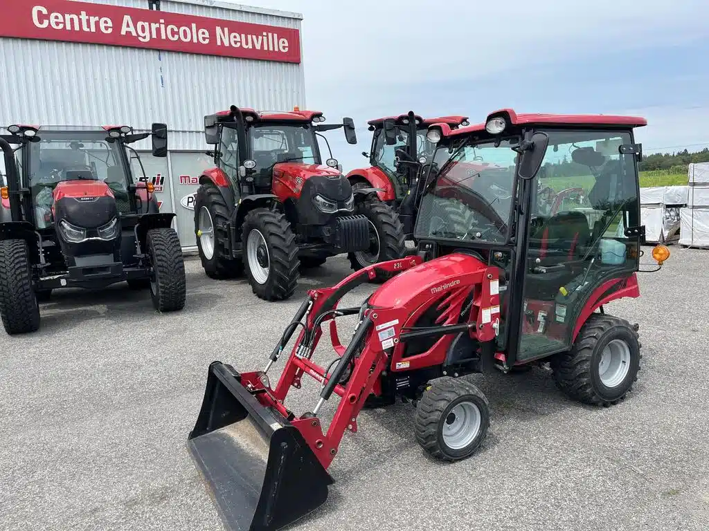 Gallery image 2 for Used 2023 Mahindra EMAX 20S Tractor