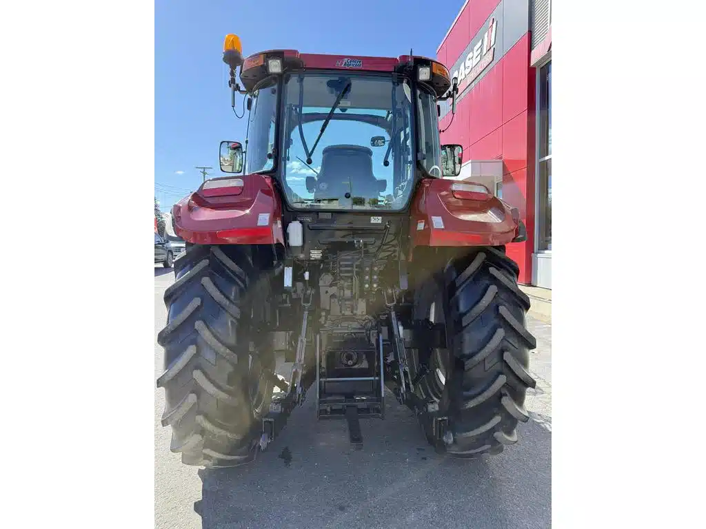 Gallery image 2 for Used 2015 Case IH FARMALL 115U Tractor