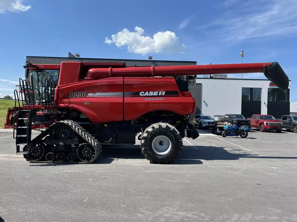 Gallery image 1 for Used 2012 Case IH 8230 Combine
