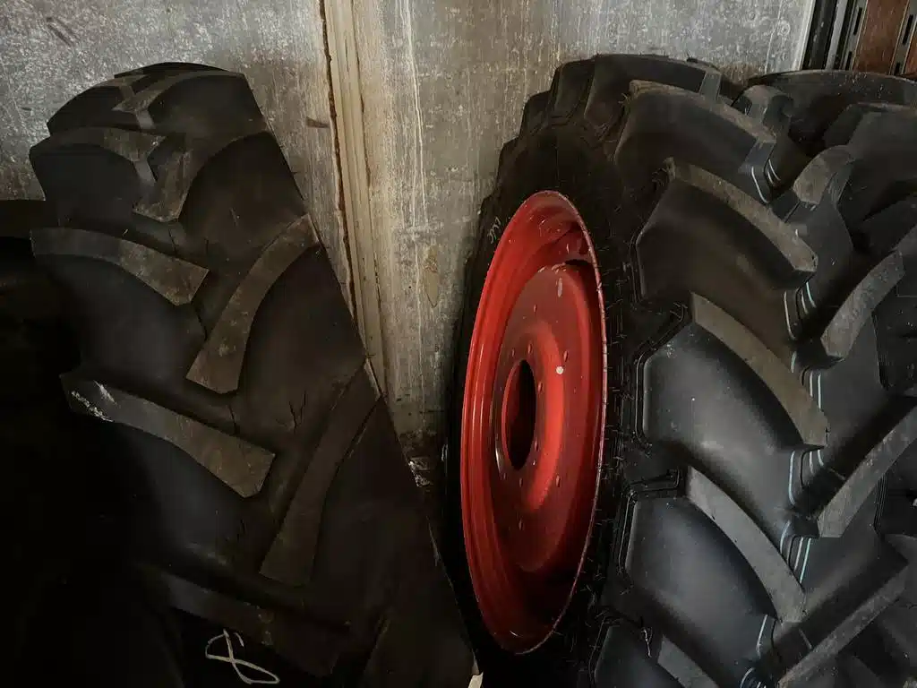 Gallery image 1 for Used 2021 Jober 320/85R32 Tires