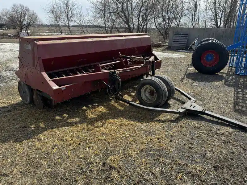 Gallery image 2 for Used 1990 Case IH 6200 Seeder