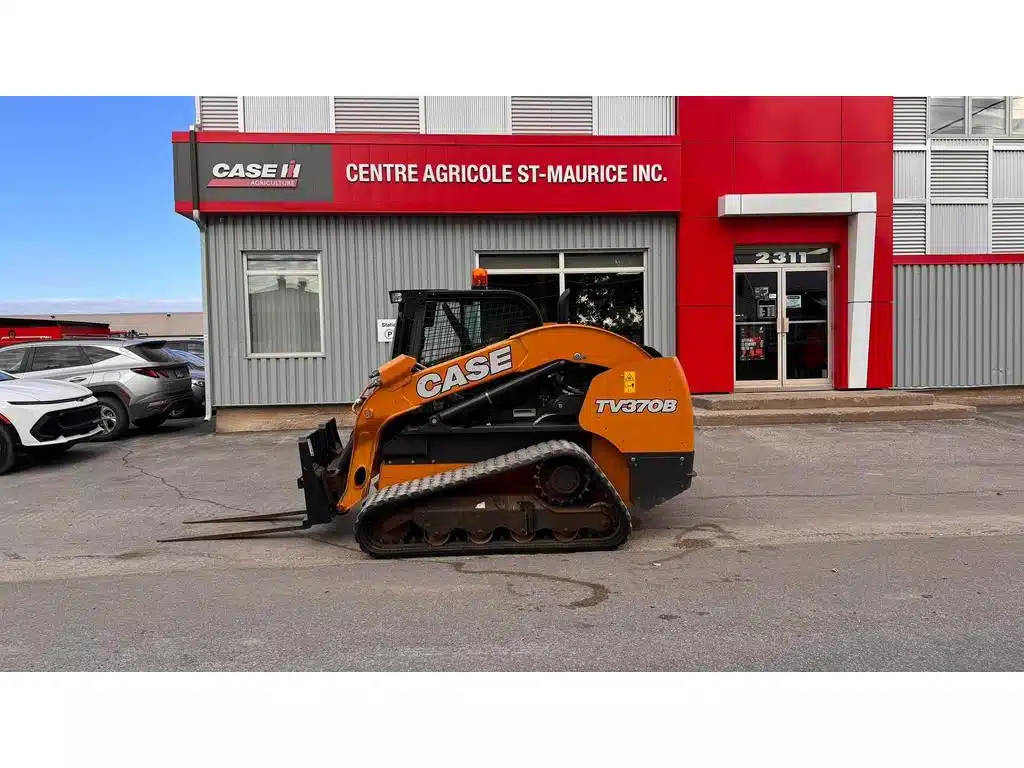 Gallery image 1 for Used 2020 Case TV370B Skid Steer