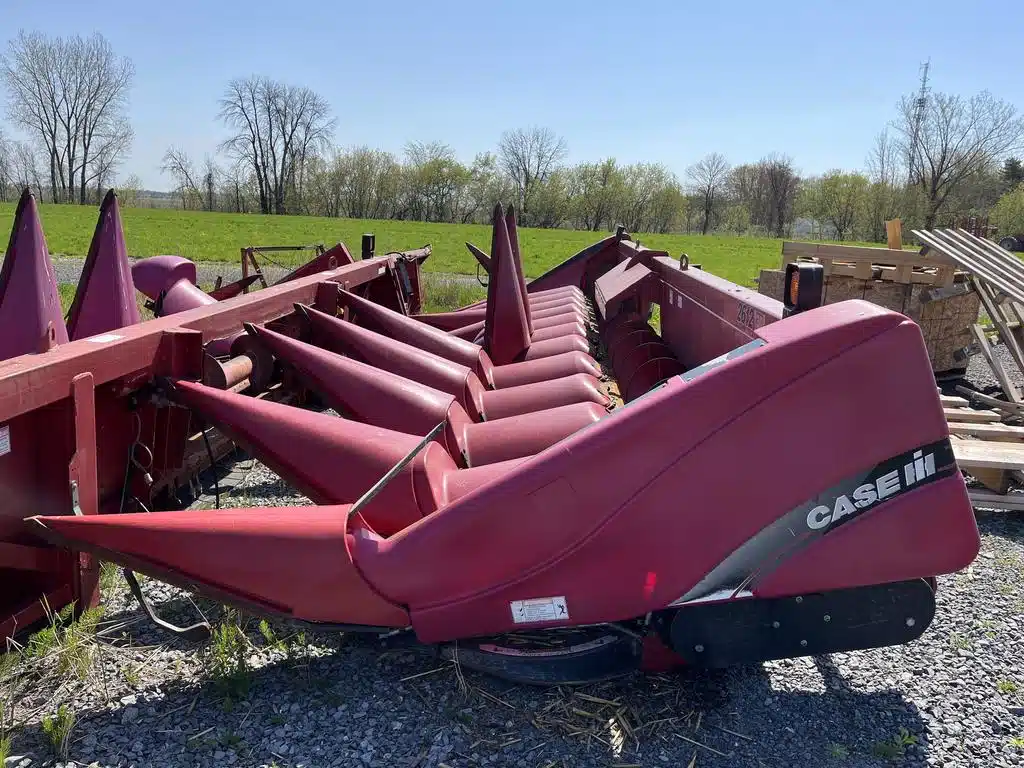 Gallery image 1 for Used 2010 Case IH 2612 Header - Row Crop