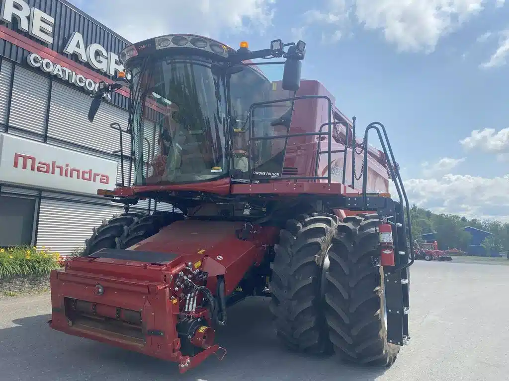 Gallery image 2 for Used 2023 Case IH 8250 Combine