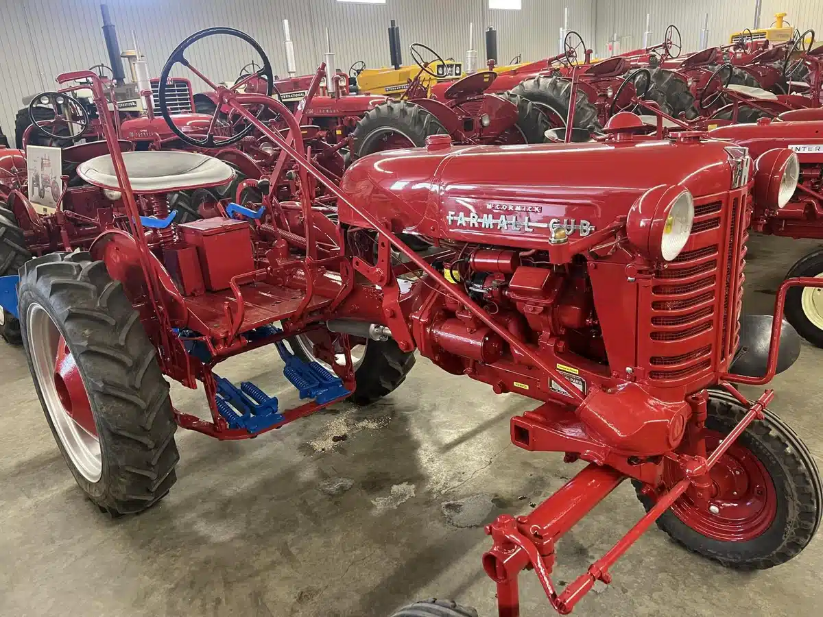 Gallery image 1 for Used 1956 International Harvester CUB Tractor