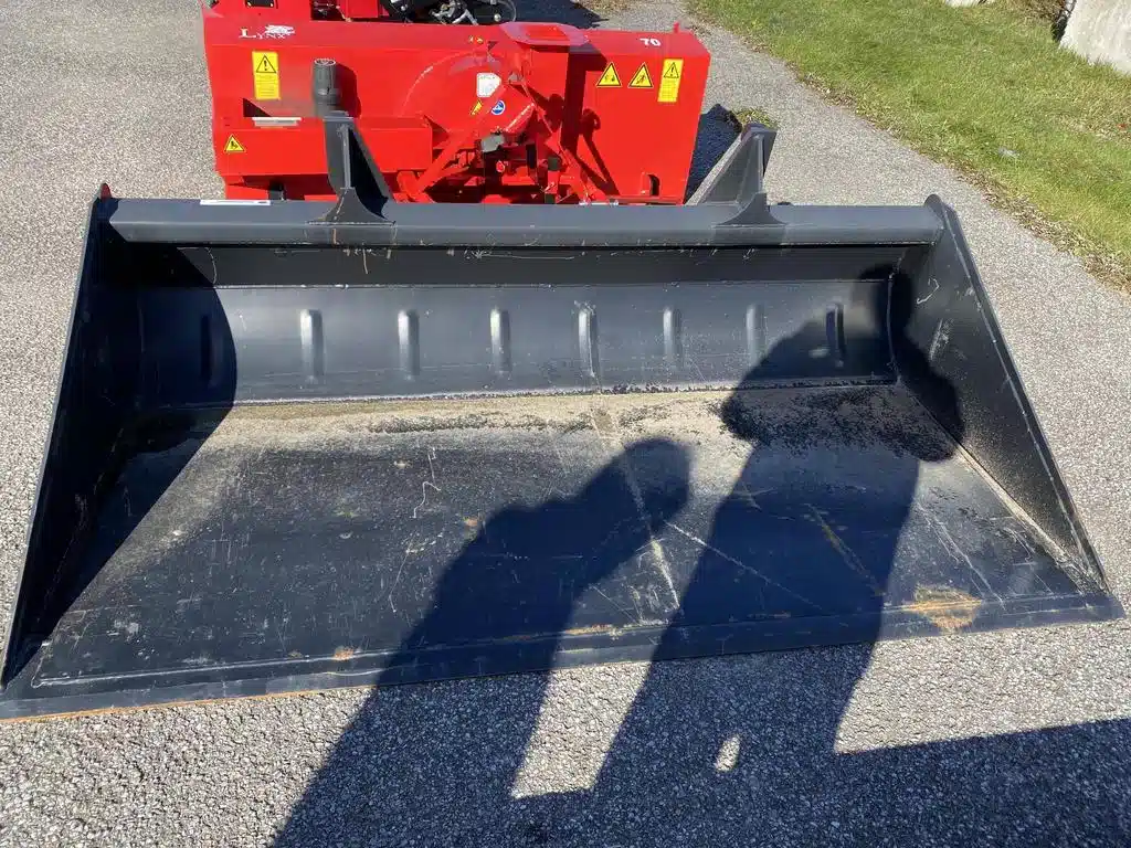 Gallery image 2 for Used 2021 Case IH 717436 Front End Loader