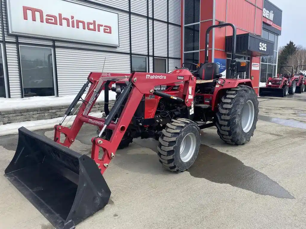 Gallery image 2 for Used 2023 Mahindra 4550 Tractor