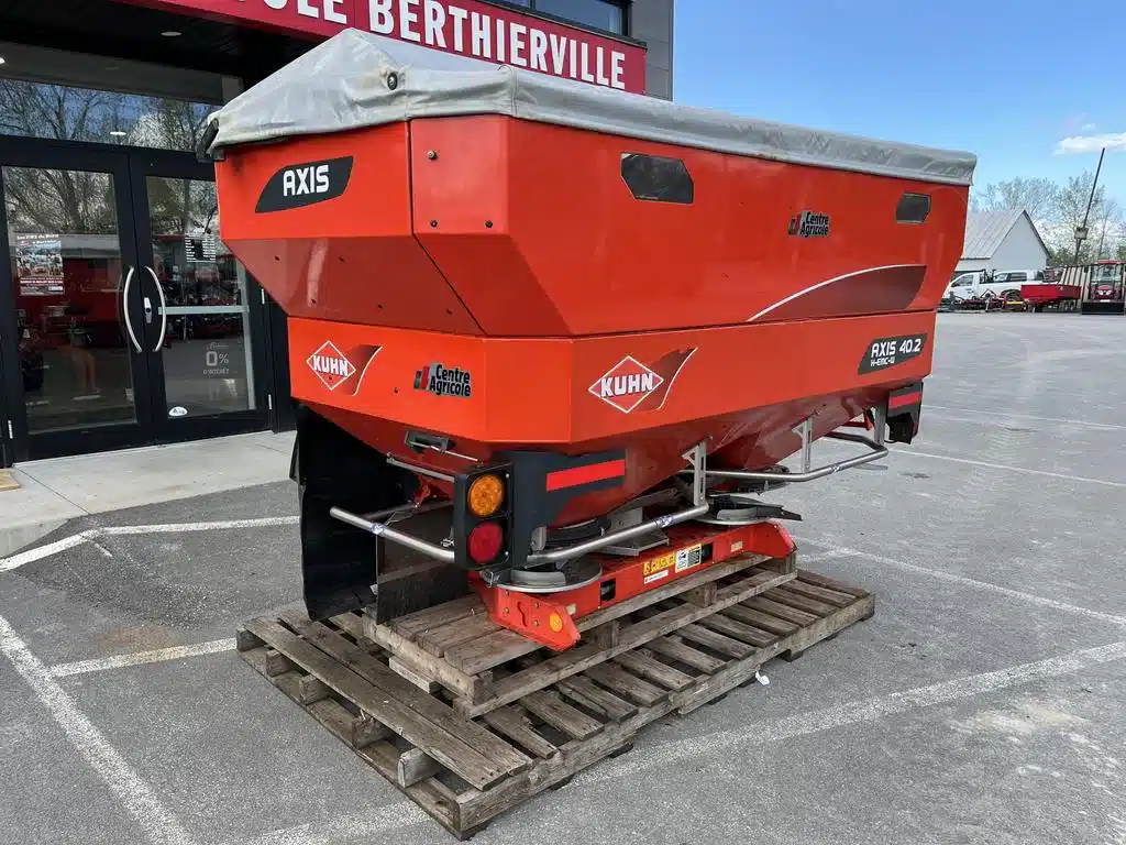 Gallery image 2 for Used 2016 Kuhn AXIS 40.2 Spreader - Fertilizer