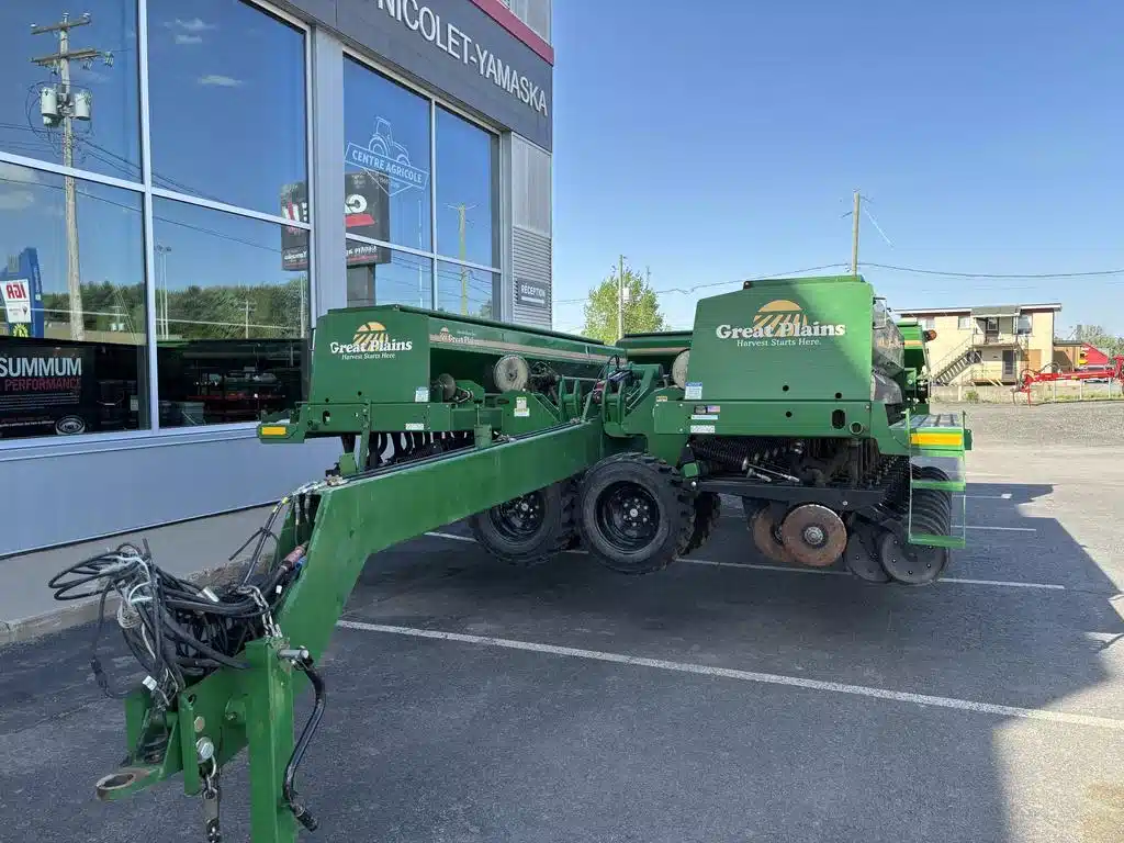 Gallery image 2 for Used 2018 Great Plains 3S-4000 Seeder