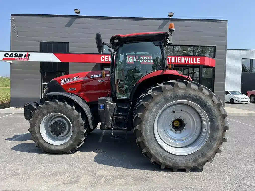 Gallery image 1 for Used 2023 Case IH PUMA 200 Tractor