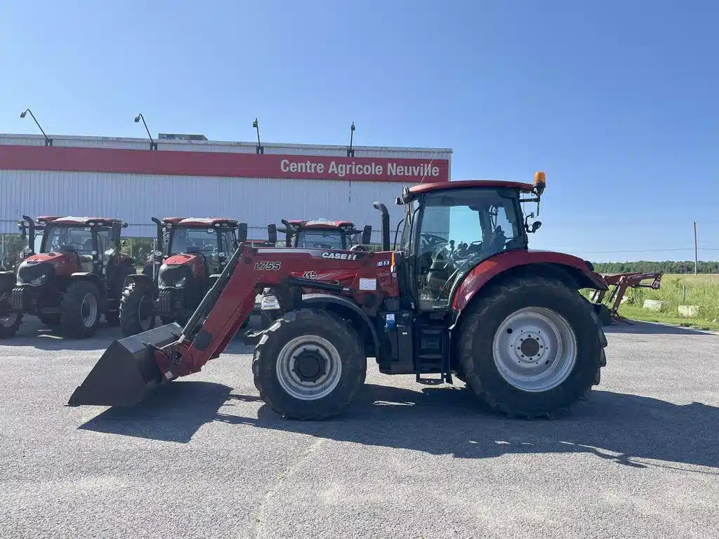 Gallery image 1 for Used 2017 Case IH MAXXUM 115 Tractor