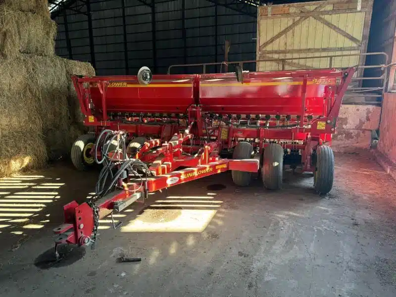 Gallery image 1 for Used 2011 Sunflower 9413 Seeder