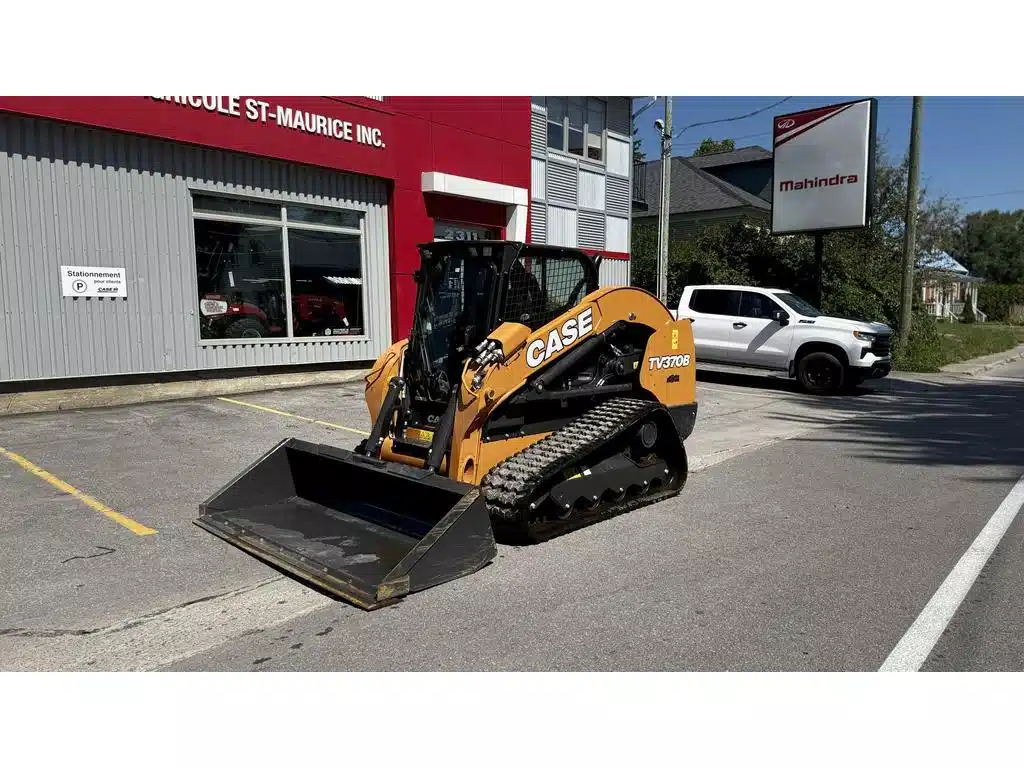 Gallery image 2 for Used 2023 Case TV370B Skid Steer