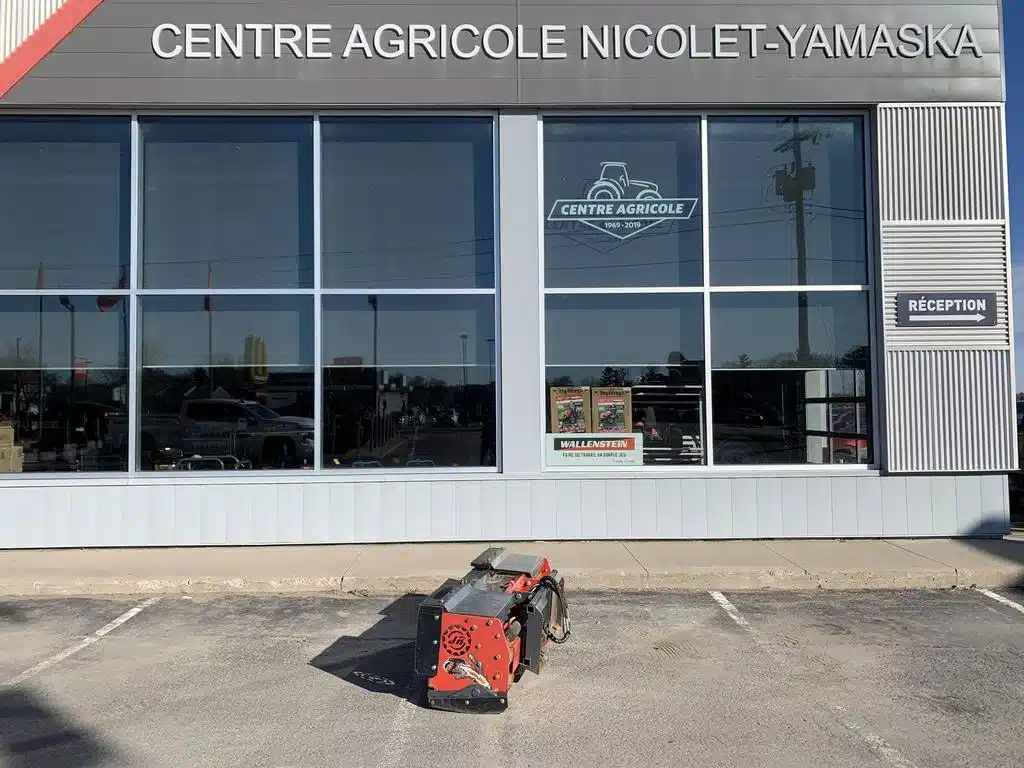 Gallery image 1 for Used 2022 Roberge JRRX 32-7-12 Snow Blade