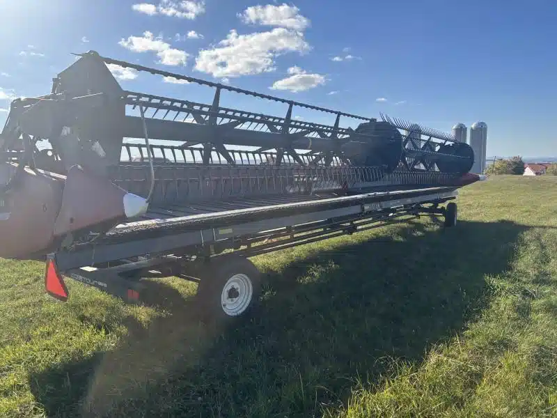 Gallery image 2 for 2014 Case IH 3162 Header - Draper