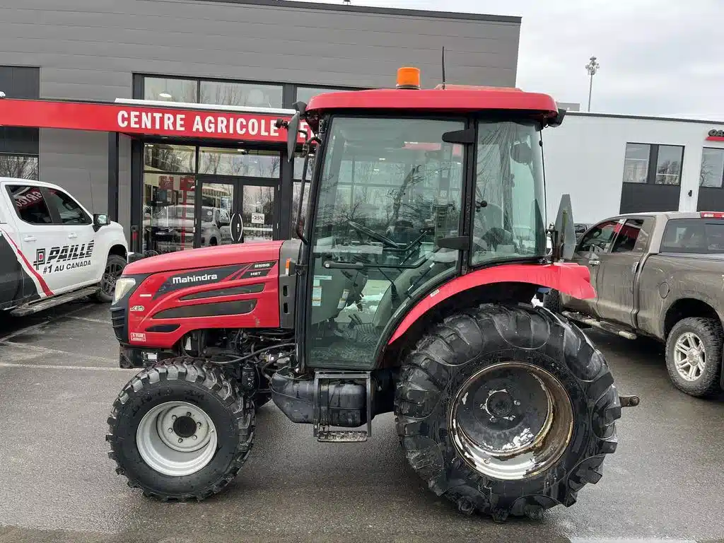 Used 2016 Mahindra 2555 Tractor