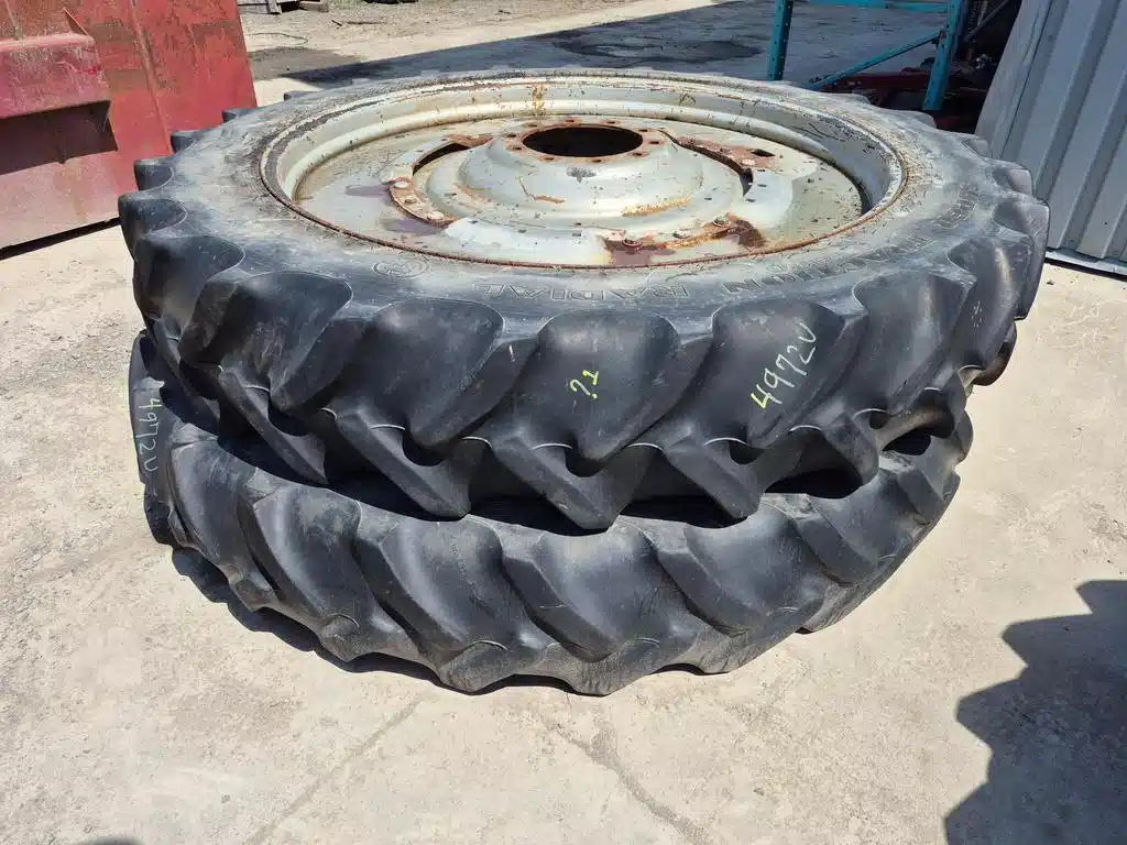Photo de la Galerie 1 pour 2020 Goodyear 380/90R54 Pneus