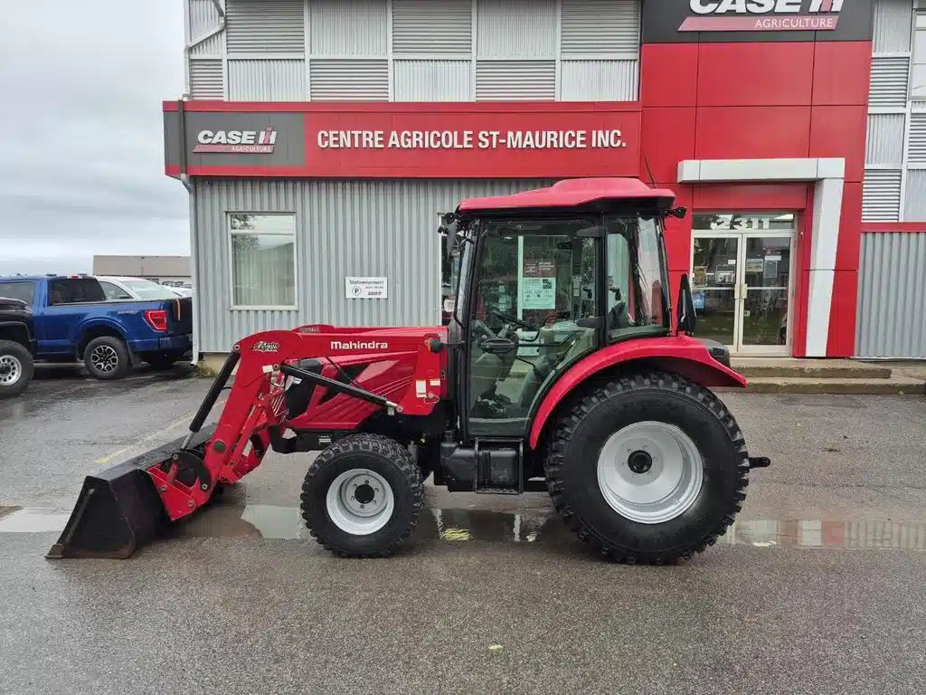 Gallery image 1 for 2022 Mahindra 2660 Tractor