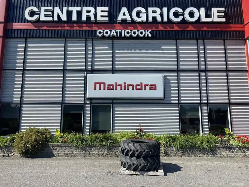 Gallery image 1 for 2025 Michelin 380/85R24 AGRIBIB 2 Tires